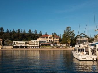 Tour through Syndey Harbour