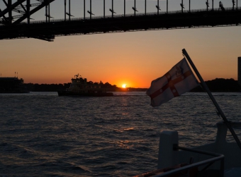 Tour through Syndey Harbour